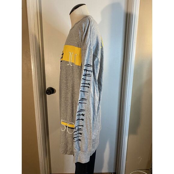 Disney Grogu/Yoda Star Wars Mandalorian Long Sleeve 50 Year Anniversary‎ Large - Picture 4 of 9